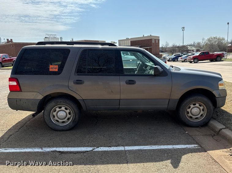 image for item DR1074 2011 Ford Expedition SUV