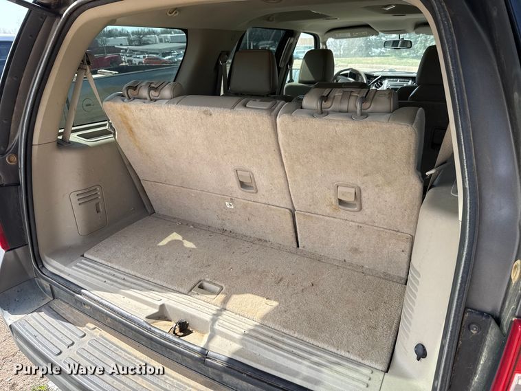image for item DR1074 2011 Ford Expedition SUV