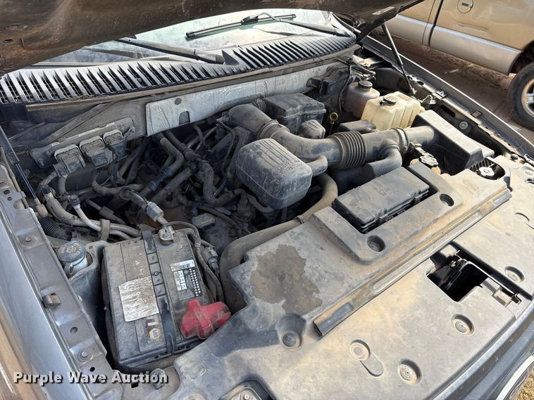 image for item DR1074 2011 Ford Expedition SUV