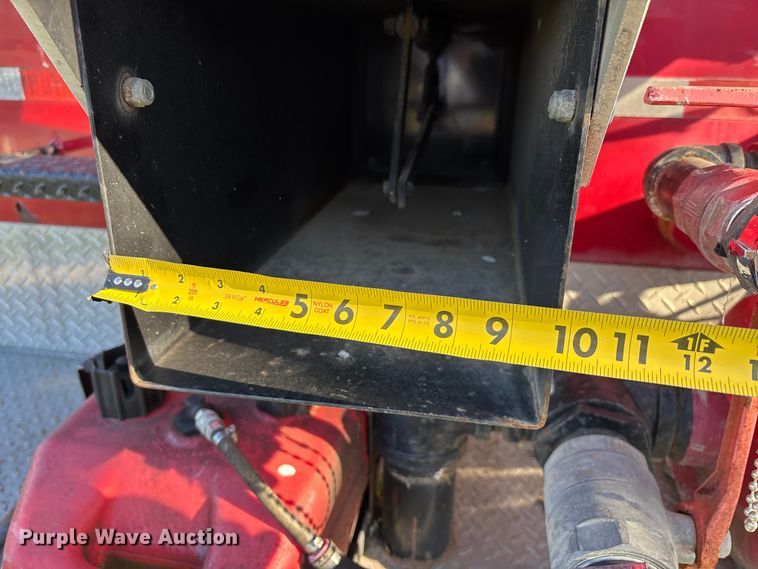 image for item DT0107 1986 Mack MS pumper fire truck