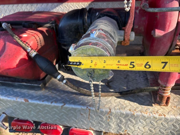 image for item DT0107 1986 Mack MS pumper fire truck