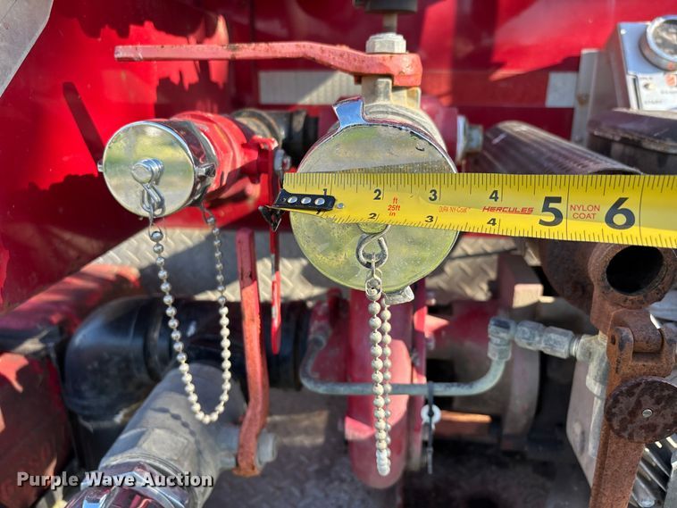 image for item DT0107 1986 Mack MS pumper fire truck