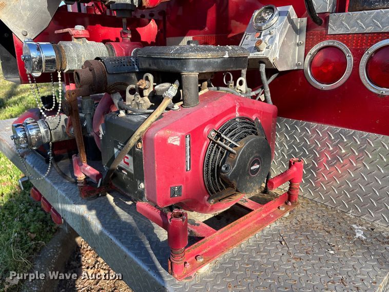 image for item DT0107 1986 Mack MS pumper fire truck