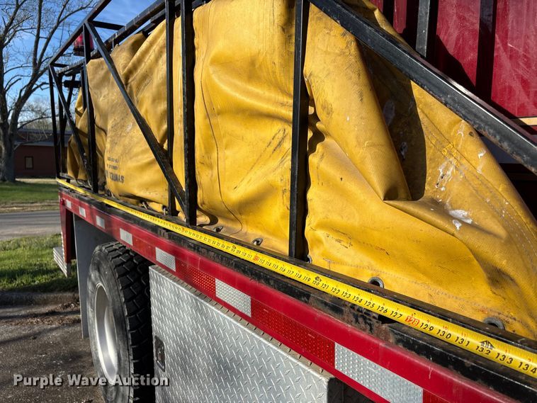 image for item DT0107 1986 Mack MS pumper fire truck