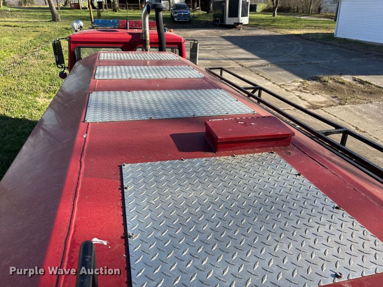 image for item DT0107 1986 Mack MS pumper fire truck