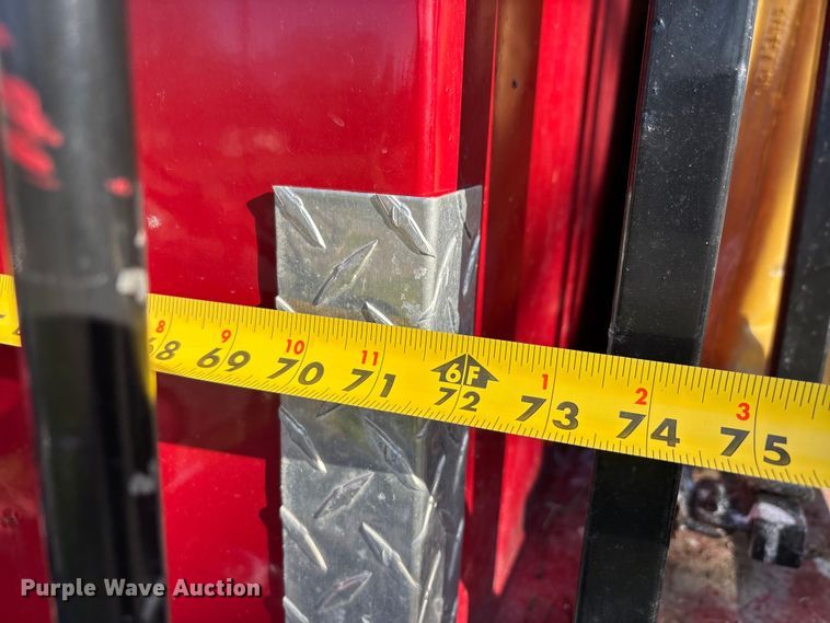 image for item DT0107 1986 Mack MS pumper fire truck