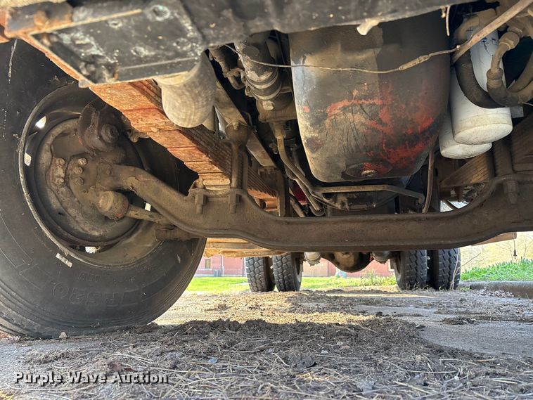 image for item DT0107 1986 Mack MS pumper fire truck