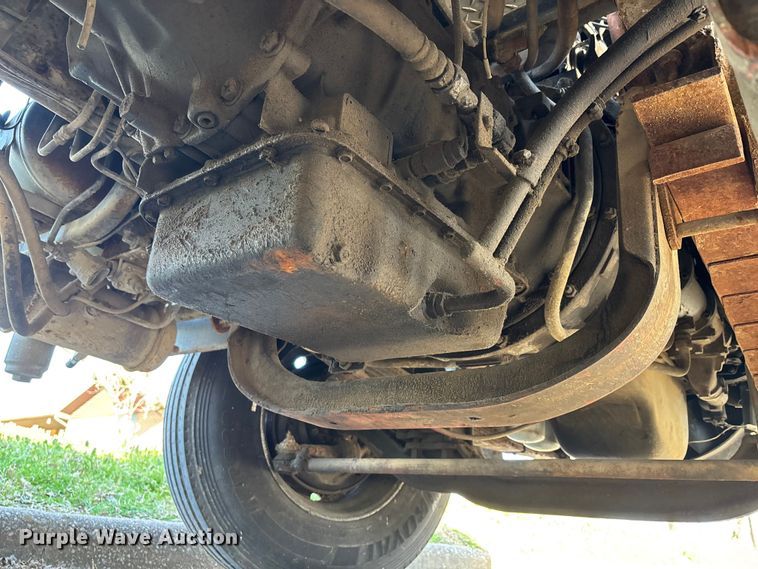 image for item DT0107 1986 Mack MS pumper fire truck