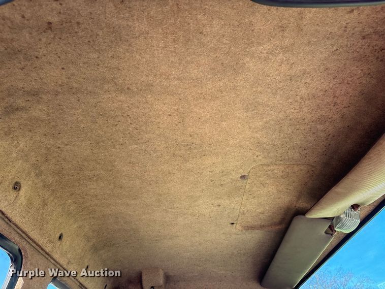 image for item DT0107 1986 Mack MS pumper fire truck