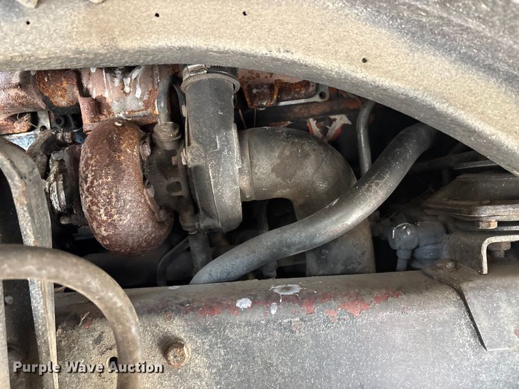 image for item DT0107 1986 Mack MS pumper fire truck