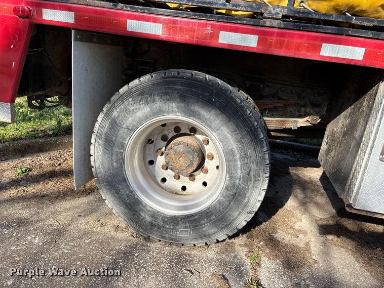 image for item DT0107 1986 Mack MS pumper fire truck