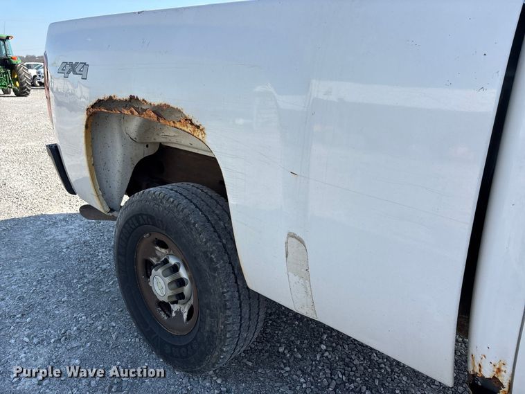 image for item DT0116 2008 Chevrolet Silverado 2500HD Crew Cab pickup truck