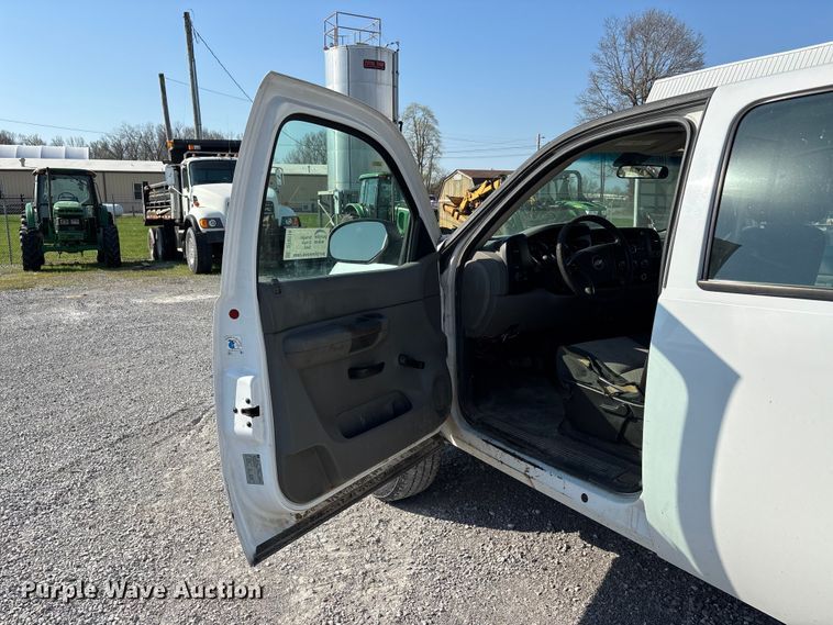 image for item DT0116 2008 Chevrolet Silverado 2500HD Crew Cab pickup truck