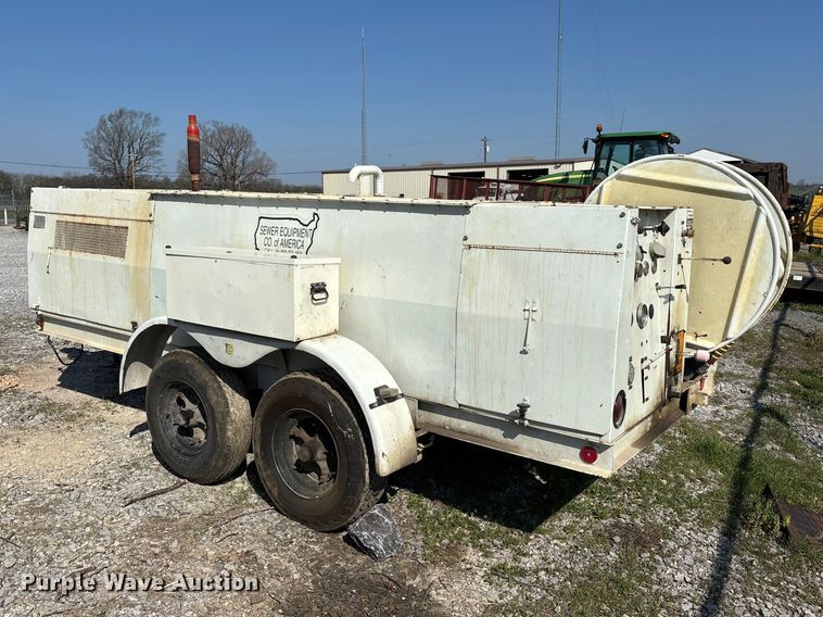 image for item DT0118 Sewer jetter trailer