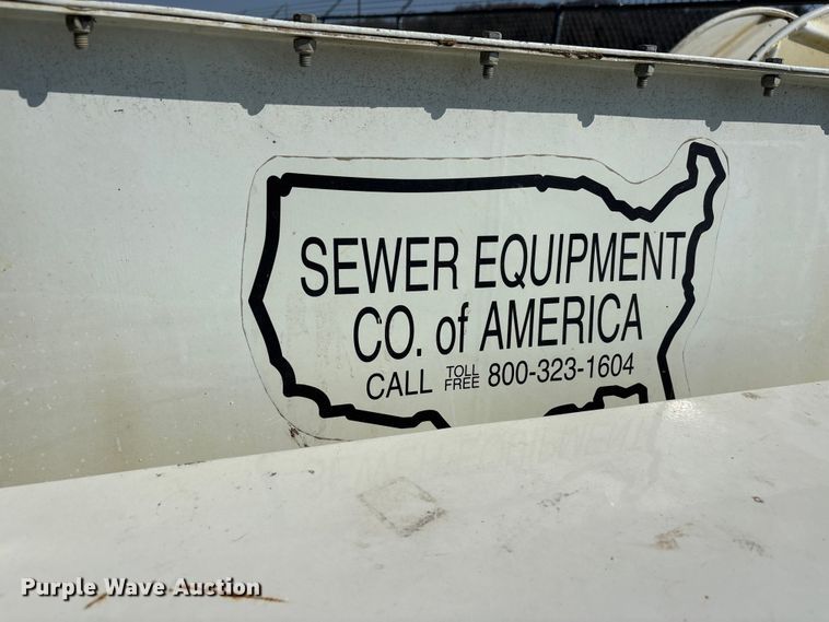 image for item DT0118 Sewer jetter trailer