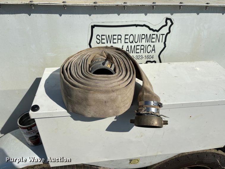 image for item DT0118 Sewer jetter trailer