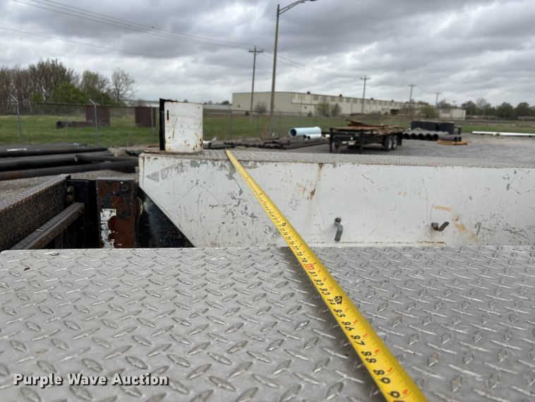 image for item DT0137 2014 Ford F350 Super Duty Ext. Cab utility bed pickup truck