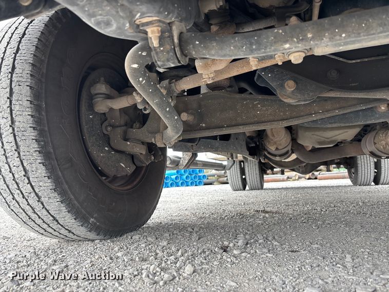 image for item DT0137 2014 Ford F350 Super Duty Ext. Cab utility bed pickup truck