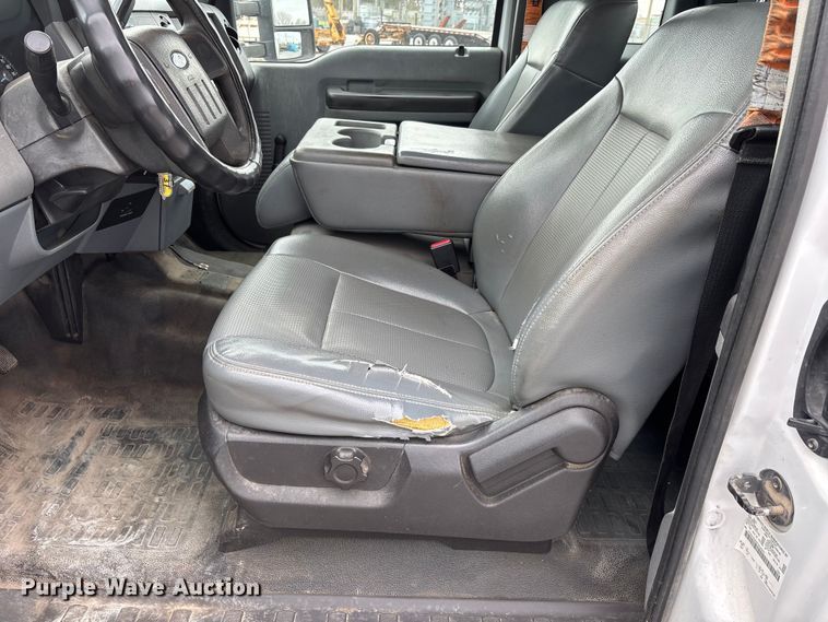 image for item DT0137 2014 Ford F350 Super Duty Ext. Cab utility bed pickup truck