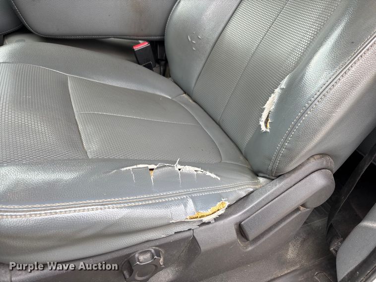 image for item DT0137 2014 Ford F350 Super Duty Ext. Cab utility bed pickup truck