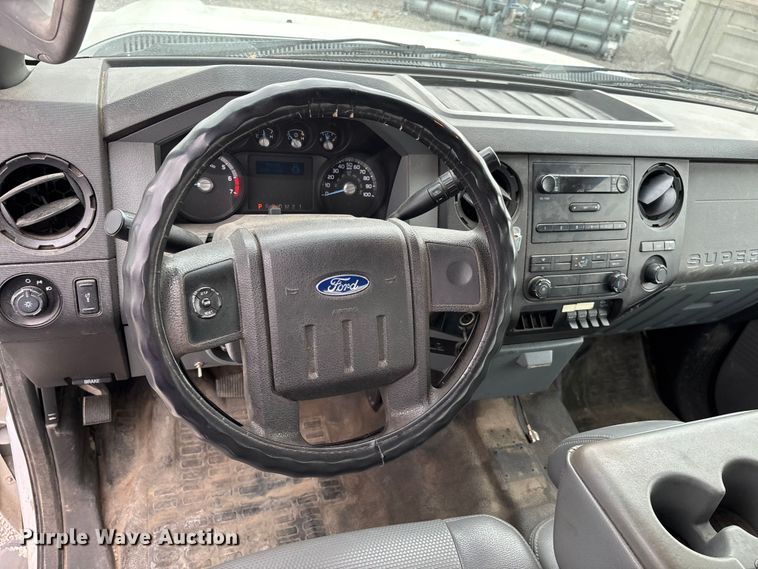 image for item DT0137 2014 Ford F350 Super Duty Ext. Cab utility bed pickup truck