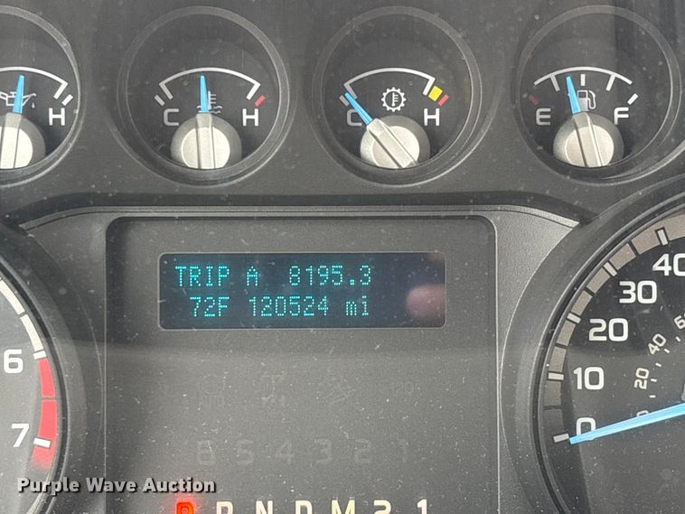 image for item DT0137 2014 Ford F350 Super Duty Ext. Cab utility bed pickup truck