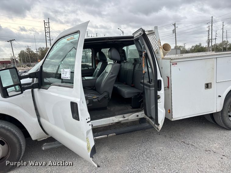 image for item DT0137 2014 Ford F350 Super Duty Ext. Cab utility bed pickup truck