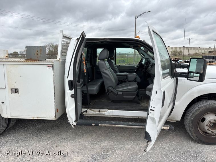 image for item DT0137 2014 Ford F350 Super Duty Ext. Cab utility bed pickup truck