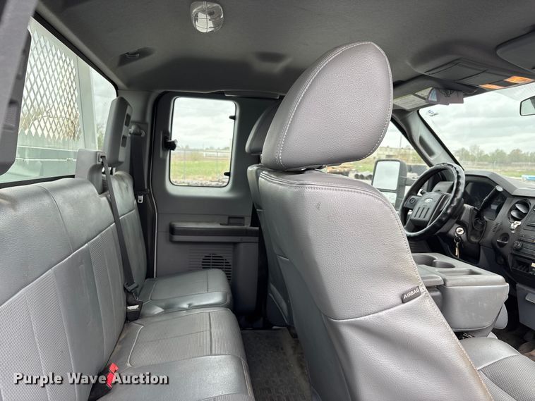 image for item DT0137 2014 Ford F350 Super Duty Ext. Cab utility bed pickup truck