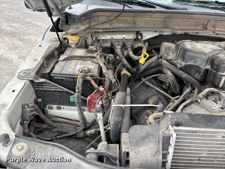 image for item DT0137 2014 Ford F350 Super Duty Ext. Cab utility bed pickup truck