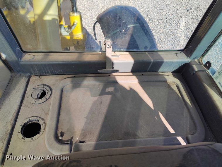 image for item DT0990 Gehl DL11-55 telehandler