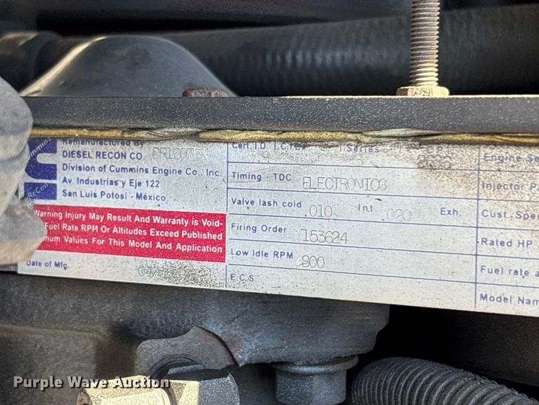 image for item DU0424 2002 Champion Freightliner FB65 shuttle bus