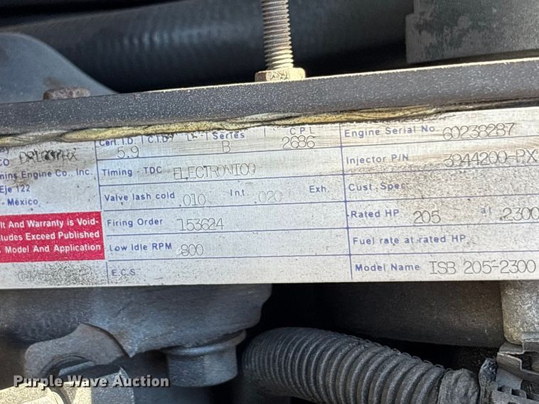 image for item DU0424 2002 Champion Freightliner FB65 shuttle bus