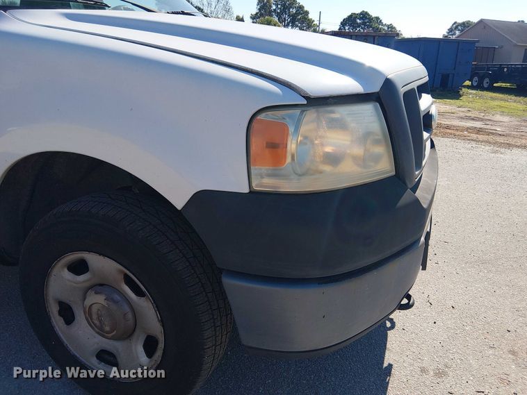 image for item DU0425 2006 Ford F150 XL pickup truck