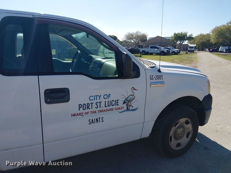 image for item DU0425 2006 Ford F150 XL pickup truck