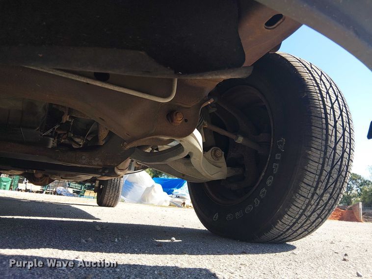 image for item DU0425 2006 Ford F150 XL pickup truck