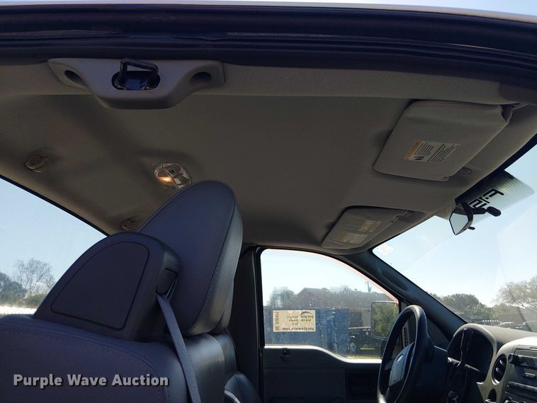 image for item DU0425 2006 Ford F150 XL pickup truck