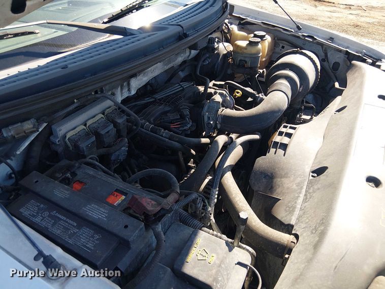 image for item DU0425 2006 Ford F150 XL pickup truck