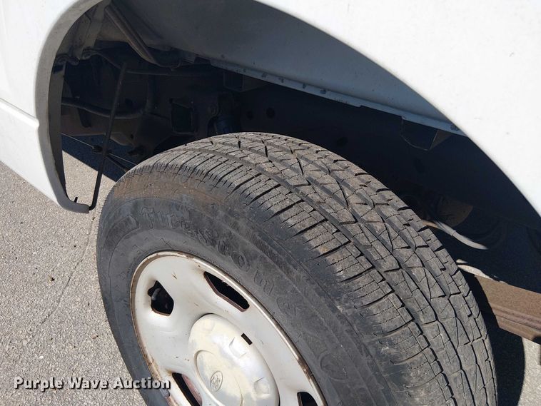 image for item DU0425 2006 Ford F150 XL pickup truck