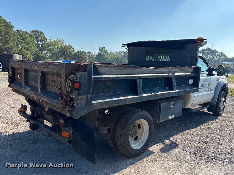 image for item DU0426 2006 Ford F450 Super Duty dump truck