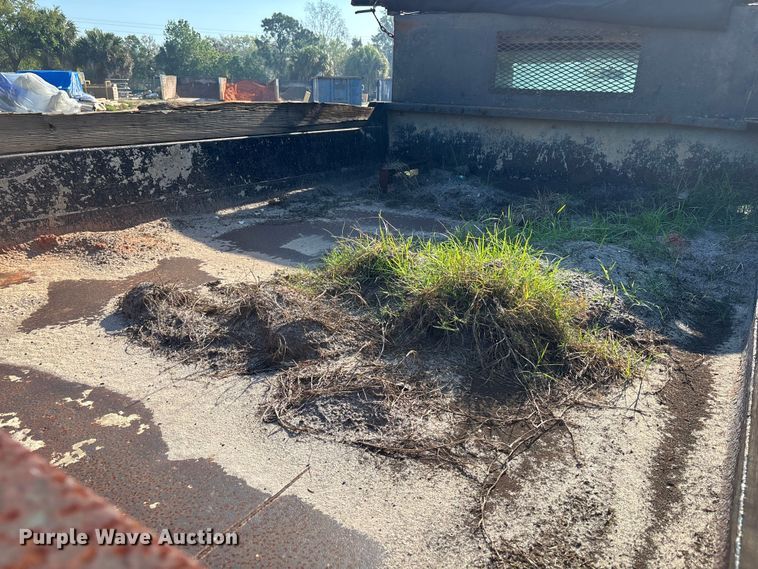 image for item DU0426 2006 Ford F450 Super Duty dump truck