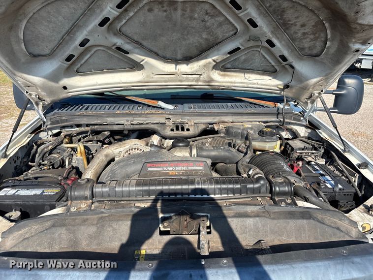 image for item DU0426 2006 Ford F450 Super Duty dump truck