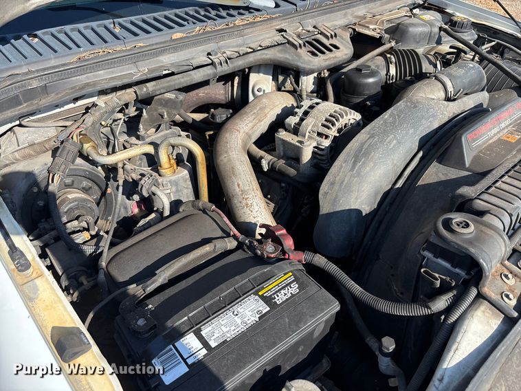 image for item DU0426 2006 Ford F450 Super Duty dump truck