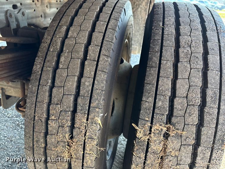 image for item DU0426 2006 Ford F450 Super Duty dump truck