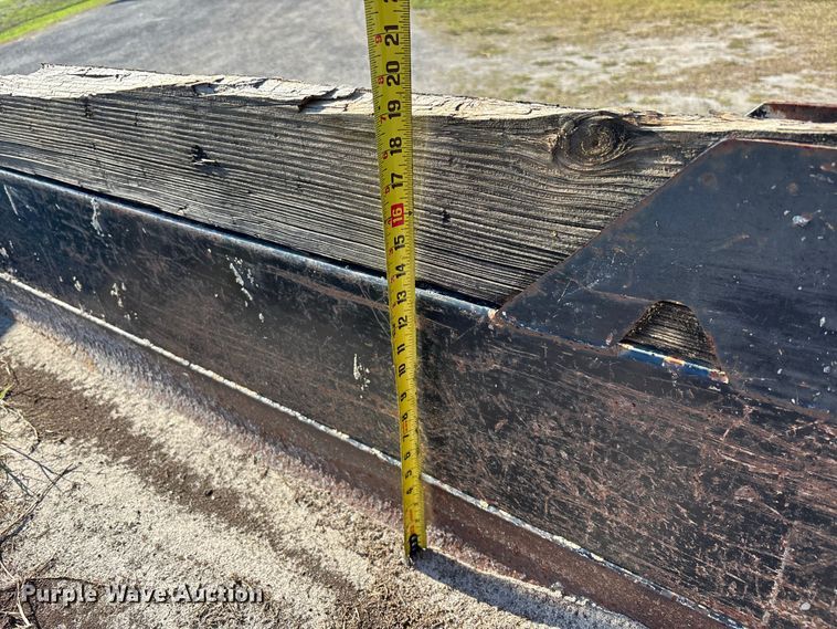 image for item DU0426 2006 Ford F450 Super Duty dump truck