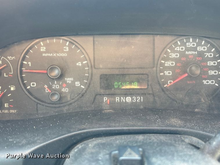 image for item DU0426 2006 Ford F450 Super Duty dump truck