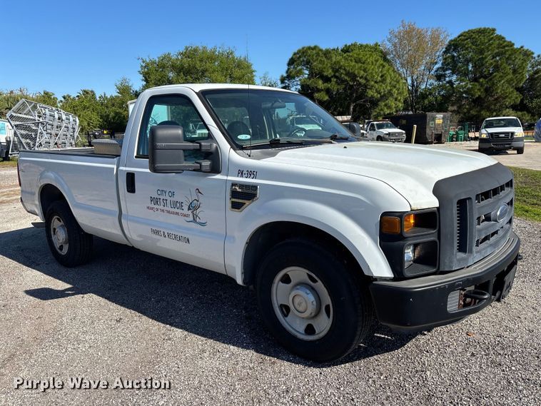 image for item DU0427 2008 Ford F250 Super Duty XL pickup truck