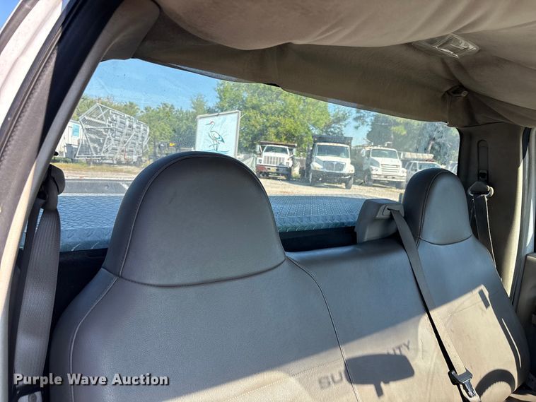 image for item DU0427 2008 Ford F250 Super Duty XL pickup truck