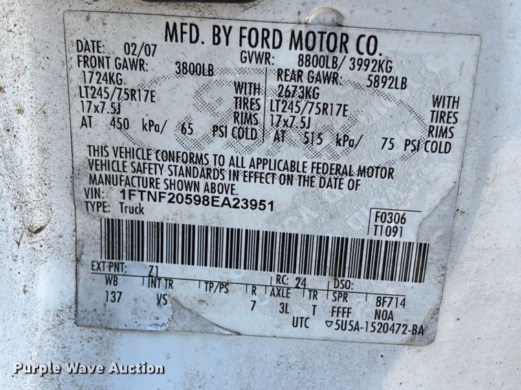 image for item DU0427 2008 Ford F250 Super Duty XL pickup truck