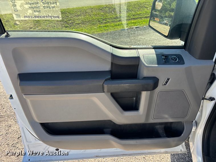 image for item DU0428 2015 Ford F150 XL pickup truck